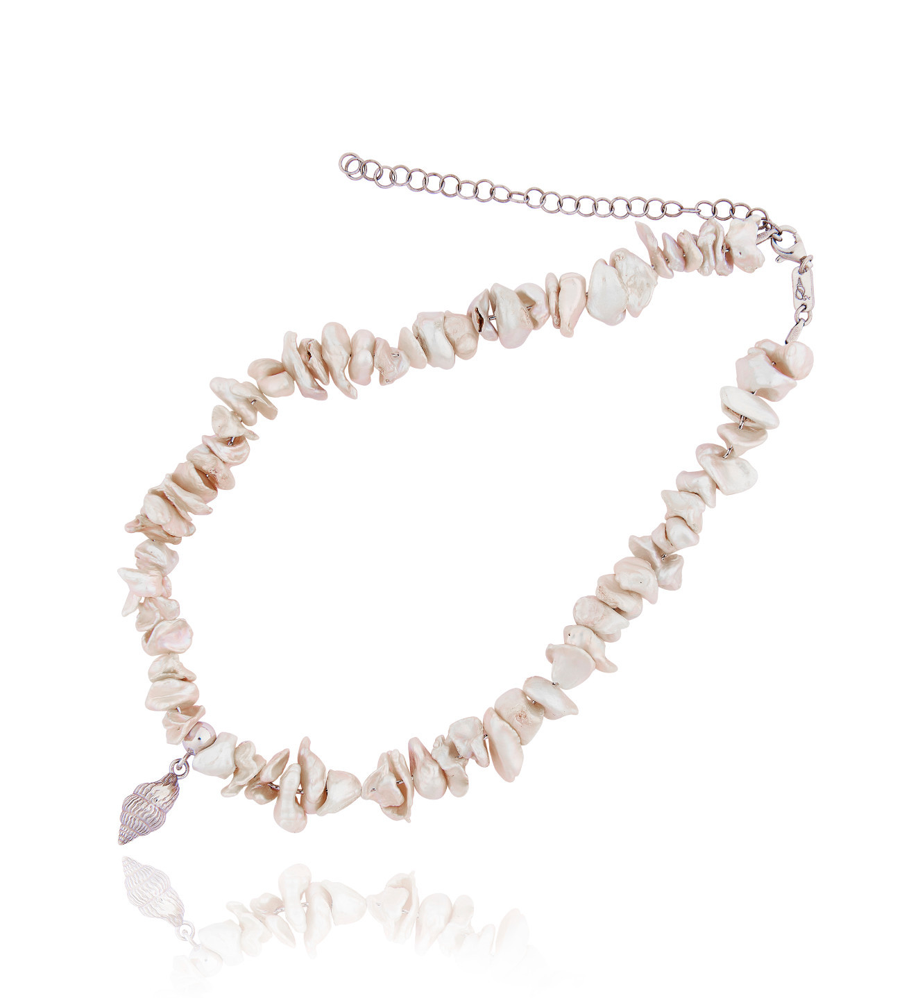 Choker Necklace with Pearls